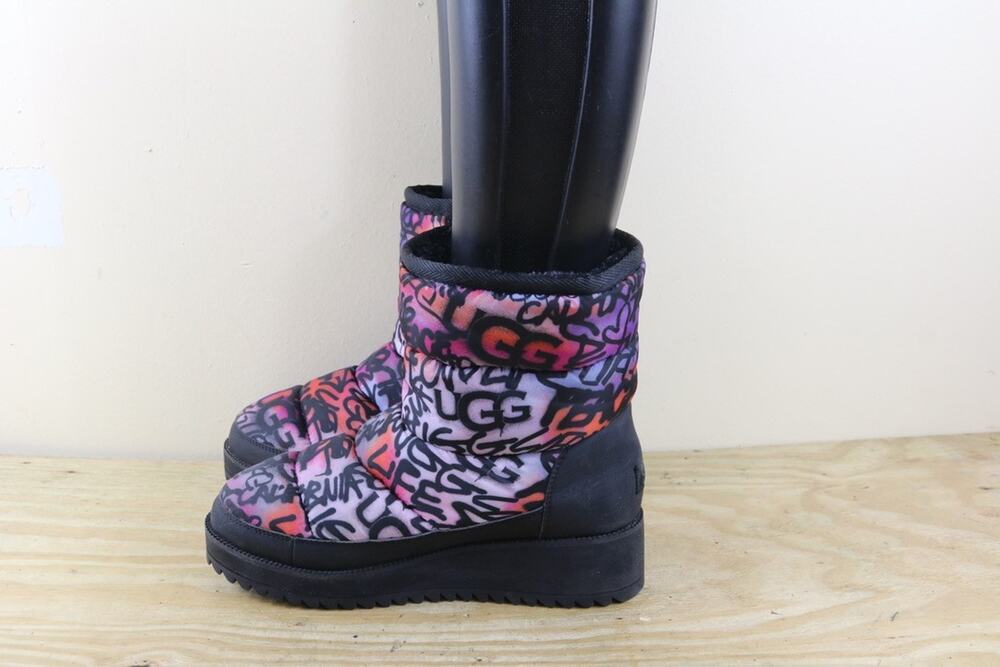 UGG Boots 10 Multicolor Ridge Graffiti Pop Waterproof Lined Ankle Winter Shoes
